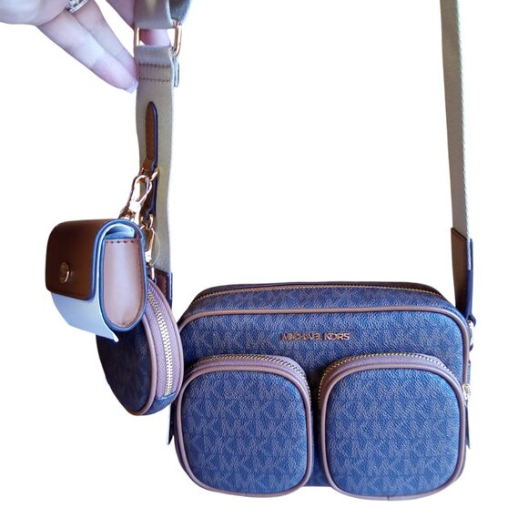 Michael Kors NEW $498 Jet Set Monogram Crossbody w/ 2 attachments - Picture 10 of 10